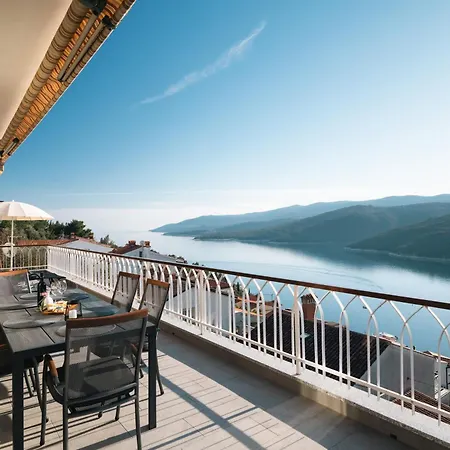Blue Horizon A Seaside Escape In Apartment Rabac